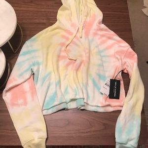 EXTREMELY SOFT! Tie dye crop hoodie NWT
